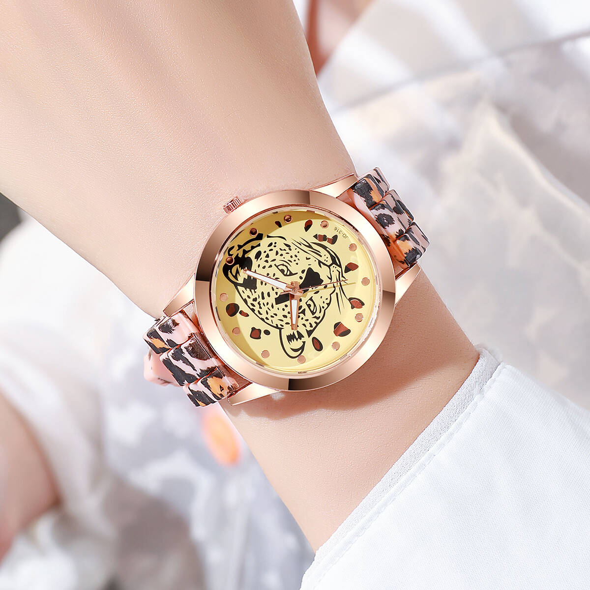 2PCS/Set Fashion Women Watches - Silicone Band Women review and price
