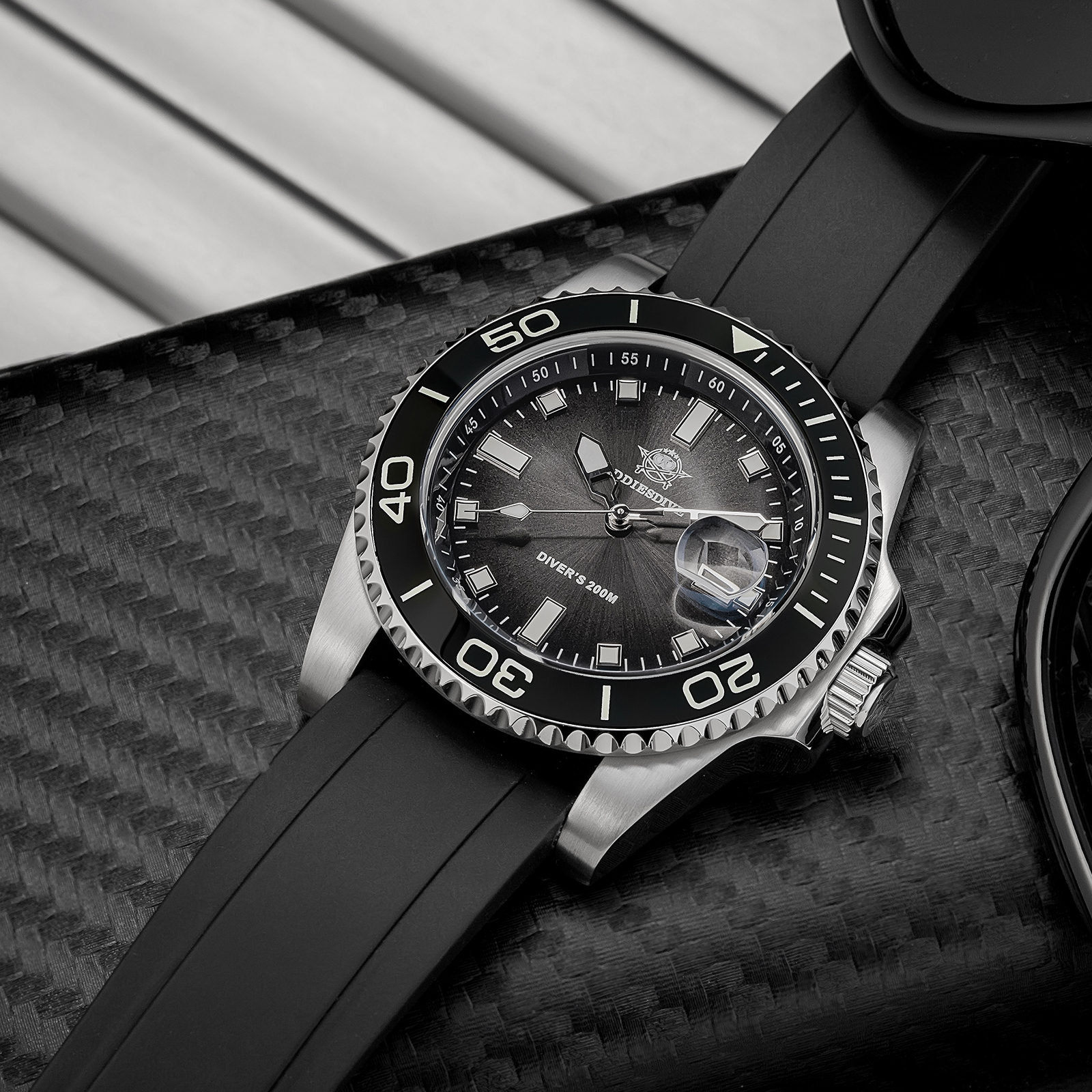 ADDIESDIVE 2115 Quartz Dive Wa - Rubber Strap Diver review and price
