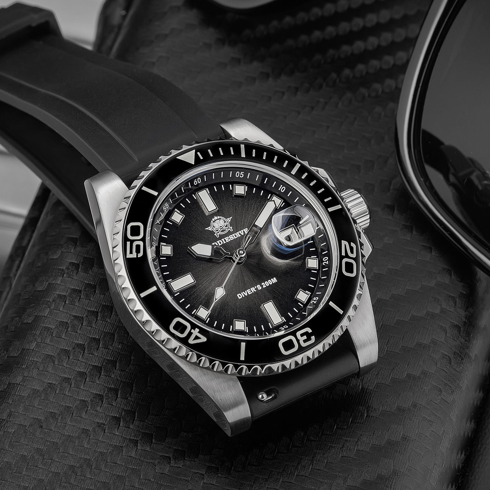 ADDIESDIVE 2115 Quartz Dive Wa - Rubber Strap Diver review and price