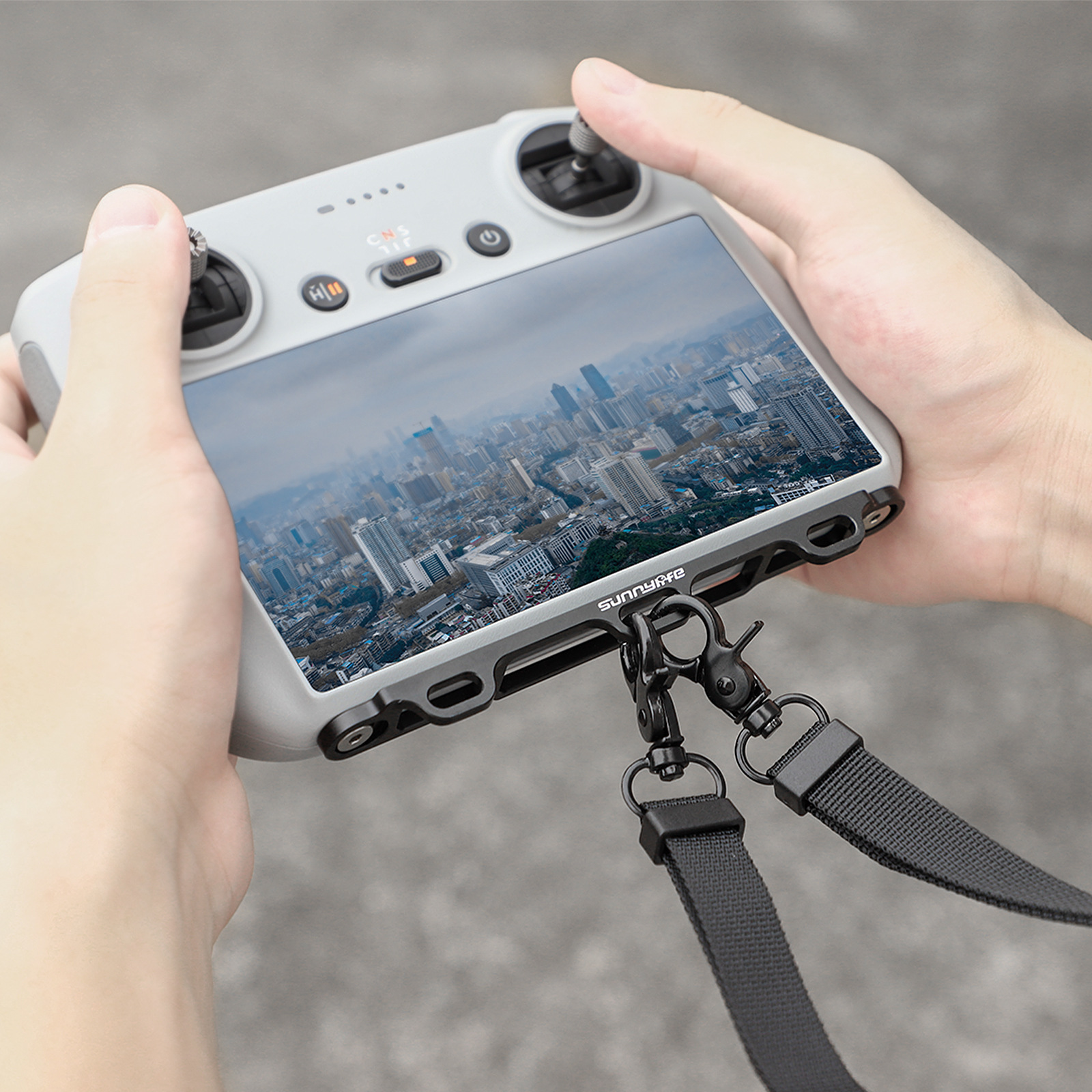 Sunnylife Mavic 4 Pro/Air 3S R - Leather Strap Quick Release review and price